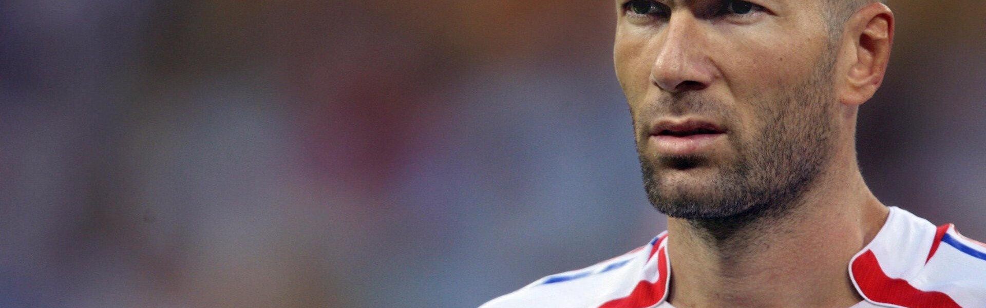 飞鲸体育直播-户外健身器材维护保养要点：保障体育设施安全使用