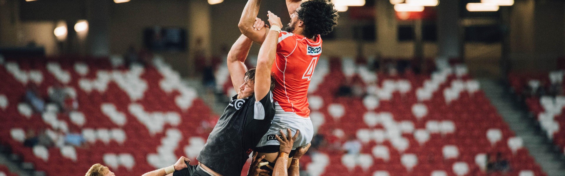 飞鲸体育直播-没有袖标却胜似队长：世俱杯场上实际领袖球员深度解析