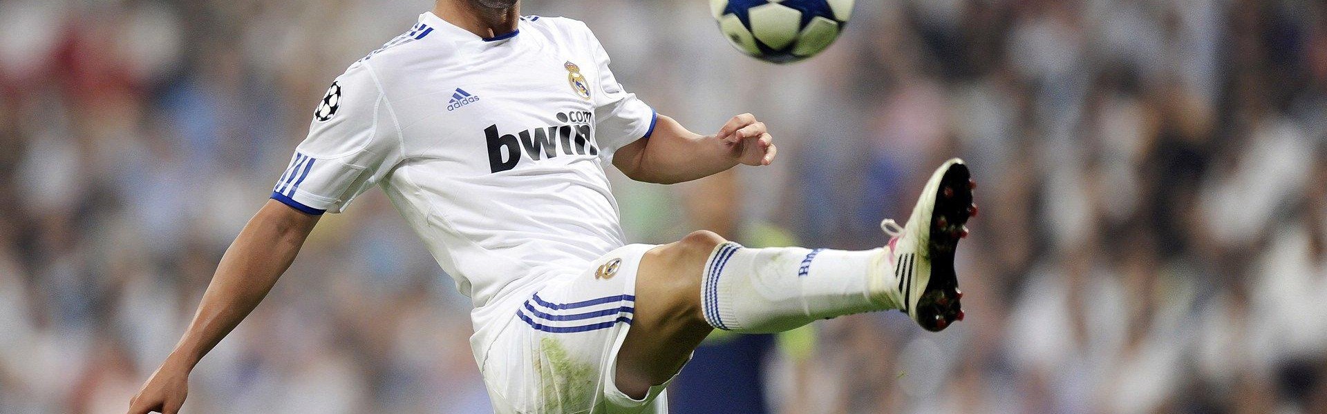 飞鲸体育直播-构建科学评估标准：世俱杯赛事赞助项目绩效体系解析